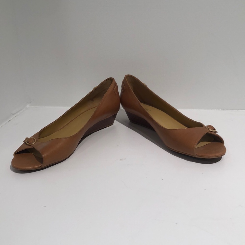 Nine West Light Brown Open Toe 1” heel with buckle